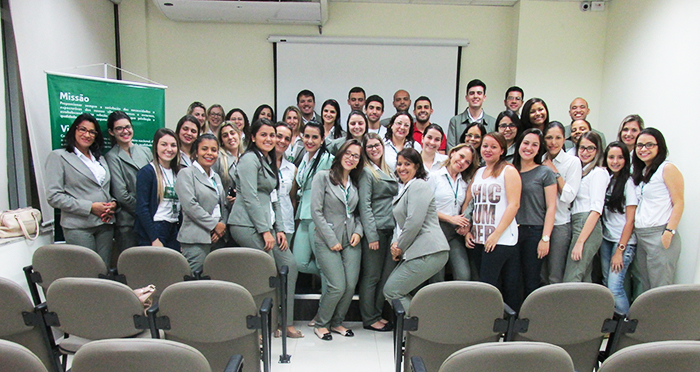 Profissionais dos setores de Atendimento, Espaço Viver Bem, Contas Médicas e Intercâmbio no encerramento da Integração entre os setores.