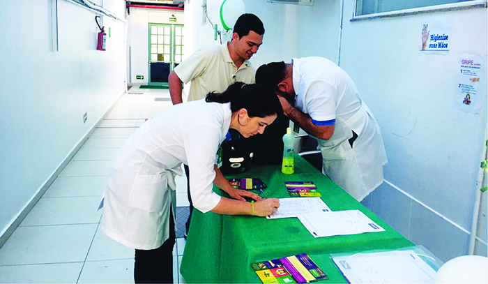 Colaboradores do Hospital Unimed Costa do Sol participam de oficinas da SIPAT