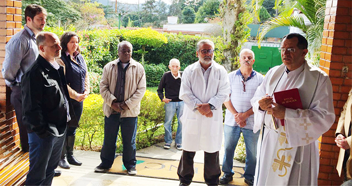  Médicos cooperados e a Diretoria da Unimed Petrópolis participaram da cerimônia de concretização da parceria. 