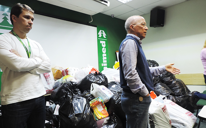 Colaboradores aguardam resultado da Gincana da Cooperação e os números da Campanha do Agasalho