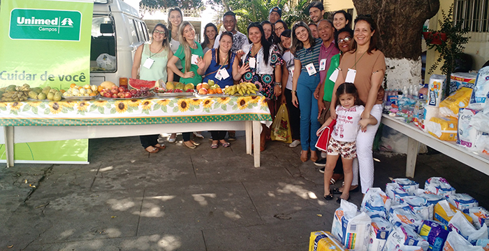 Equipe do Bem reunida para uma social