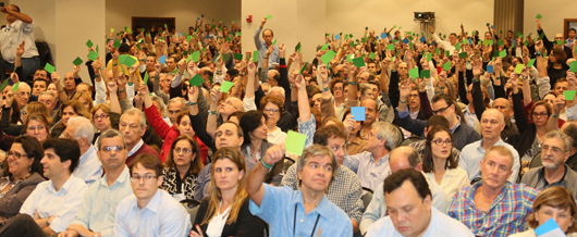 AGE realizada no dia 27 de setembro com a presença de mais de 2.300 médicos cooperados