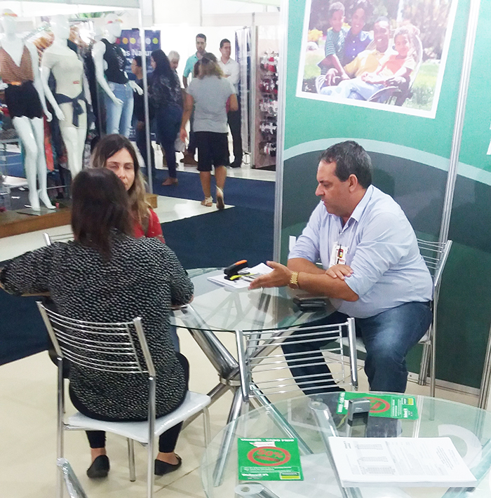 Unimed Cabo Frio presta atendimento aos visitantes