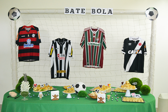 As camisas dos quatro grandes clubes do Rio de Janeiro decoraram o espaço 