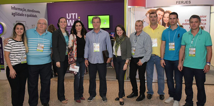 Karol, Dr. Artur, Renata, Taís, Dr. João, Viviane, Clébilon, Rubens, Júlio e Arlei