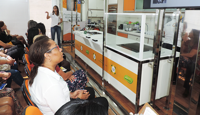 Diversos recursos são usados durante a aula