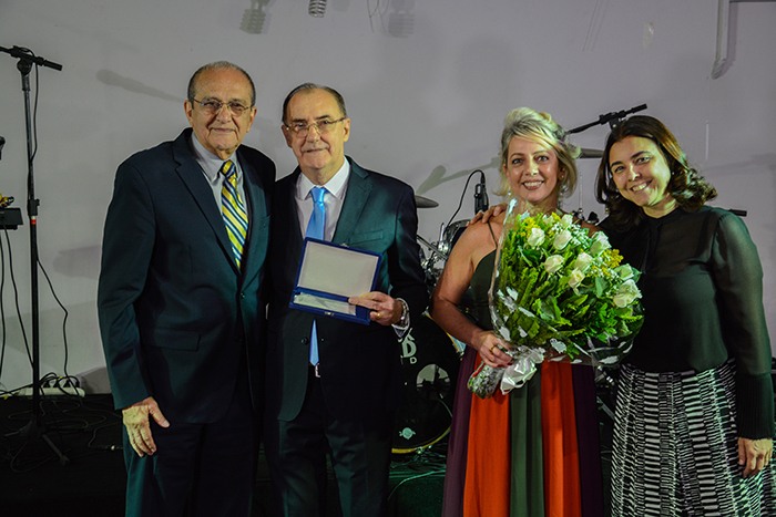 Emilson Lorca é eleito Médico do Ano 2017 pela Associação Médica de Nova Iguaçu