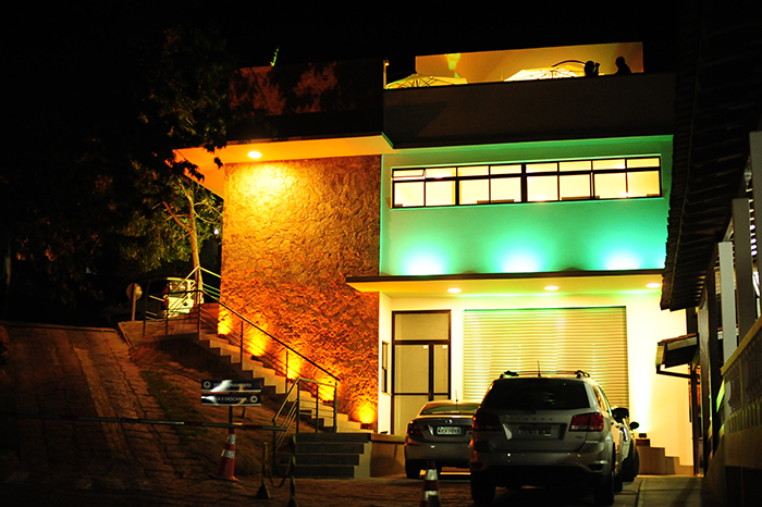 Fachada do novo prédio inaugurada pela Singular 