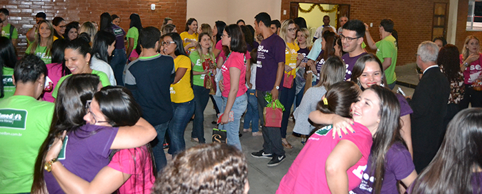 Colaboradores descobrindo o seu anjo protetor