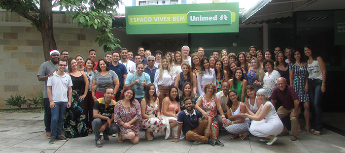 Equipe Unimed Três Rios reunida durante o tradicional Café da Manhã de Natal