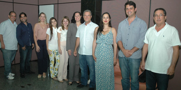 Os médicos Luís Fernando, Bruno, Estela, Luíza Lessa, Luíza Kik, Renata Tostes, João Paulino, Danielle, Ademir e José Tarcízio