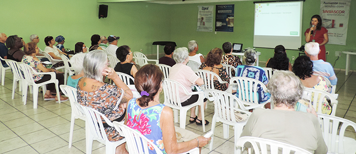 Paula Pimenta enfatiza os benefícios dos alimentos funcionais