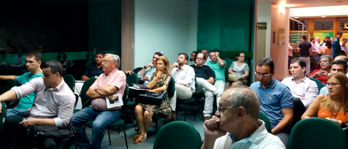  Médicos Cooperados durante a AGO 