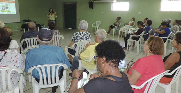  A fisioterapeuta destaca como cuidar da massa óssea 