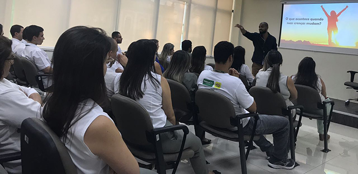 Palestra “5 passos para alcançar seus objetivos mais rápido”, é ministrada na Unimed BM