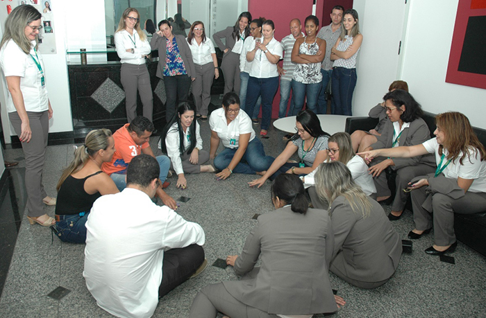 Dinâmica na apresentação do tema Atuação Sistêmica