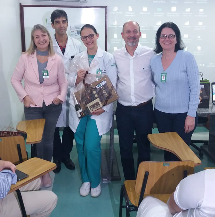 Enfermeiros apresentaram projetos e trabalhos científicos em prol da melhoria dos atendimentos do Hospital Unimed Petrópolis