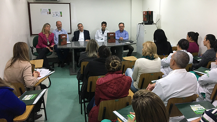 Enfermeiros apresentaram projetos e trabalhos científicos em prol da melhoria dos atendimentos do Hospital Unimed Petrópolis