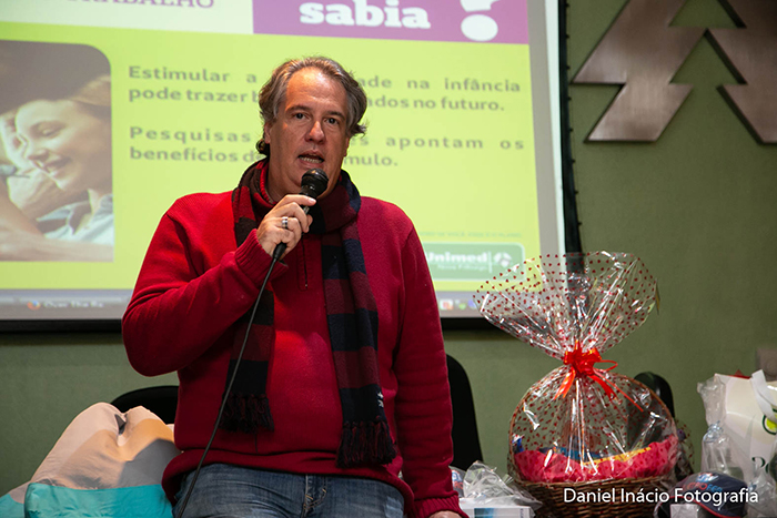 Diretor do Hospital Unimed Nova Friburgo, Armando Lemos, inaugurou evento no auditório do hospital da Singular