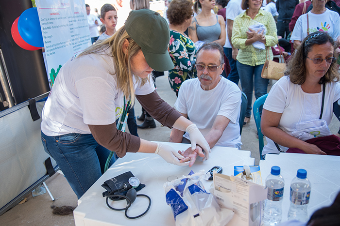Equipe de enfermagem realizaram atendimentos de glicemia e aferição de pressão
