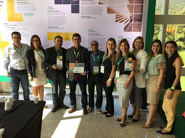 Equipe da Unimed Campos presente no XXVIII SUERJ