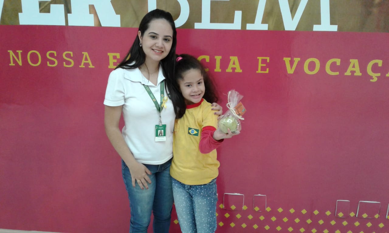 Entrega das maçãs também aconteceu no Espaço