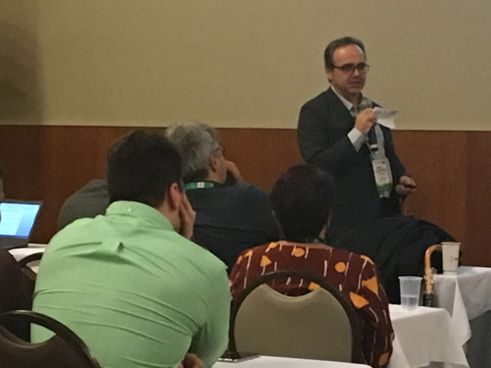 Dr. César Augusto de São Thiado apresentou case de sucesso do Hospital Unimed Petrópolis 