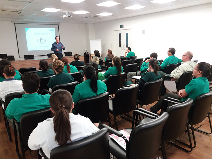 Gestores conheceram os objetivos do trabalho e foram preparados para o início da busca de dados 