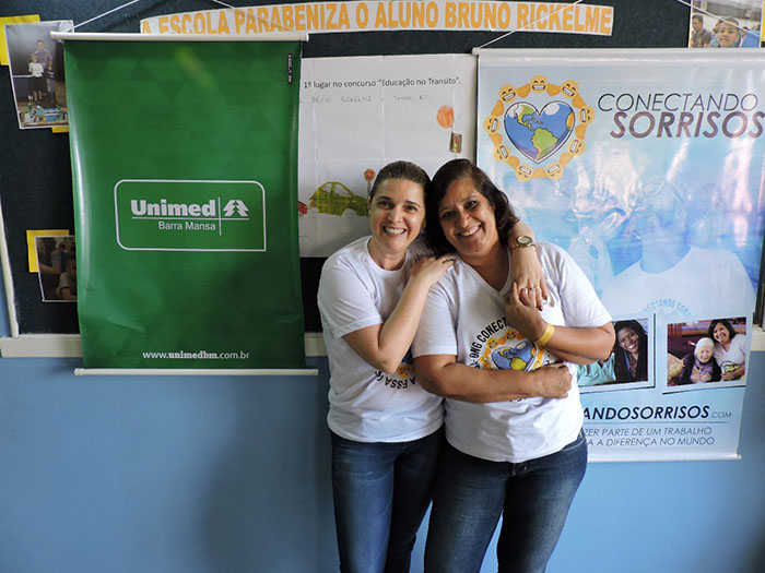  As colaboradoras Carmem, do Intercâmbio, e Vanessa, de V vendas, durante o evento 