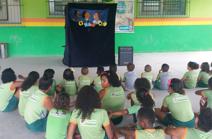  Estudantes de diversas idades aprendem a preservar o meio ambiente