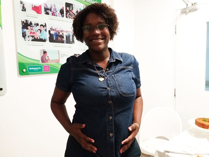  Ariane na terceira gestação, gostou das dicas de nutrição: “mamãe não pode comer por duas”