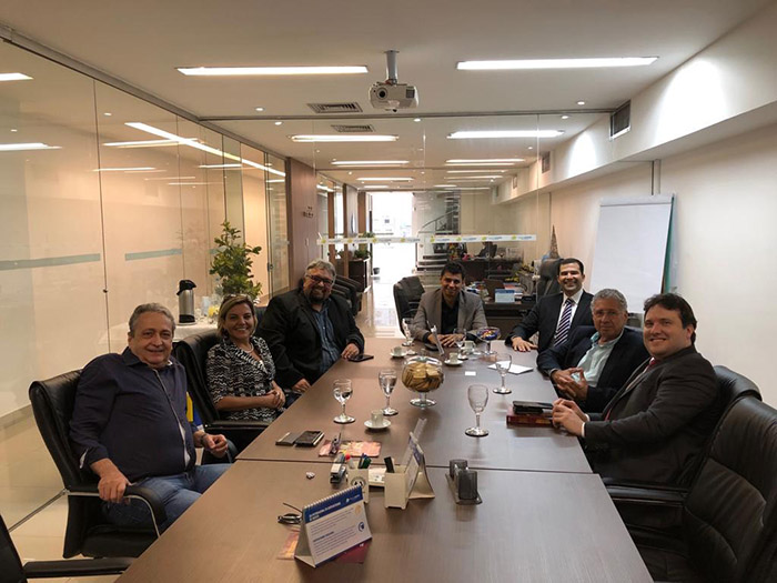  SESCOOP - A Direção Executiva da Unimed Petrópolis foi recebida pela presidência do Sistema OCB/RJ em uma reunião no Rio de Janeiro. 