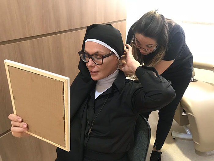  Um dos quartos serviu de camarim para os atores  