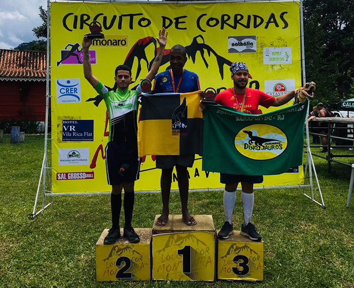 João Vitor ficou em segundo lugar na Corrida Loucos por Montanha 