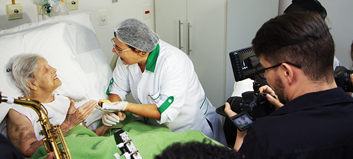 2 Integrantes da equipe do Dia Do Desejo e da Banda da PM