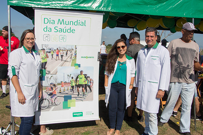 Equipe Viver Bem atuando no evento