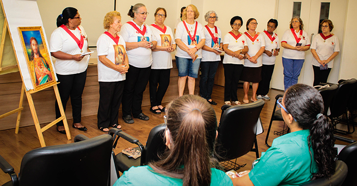 Dia do Desejo também teve momento de oração nos quartos e leitos da UTI 