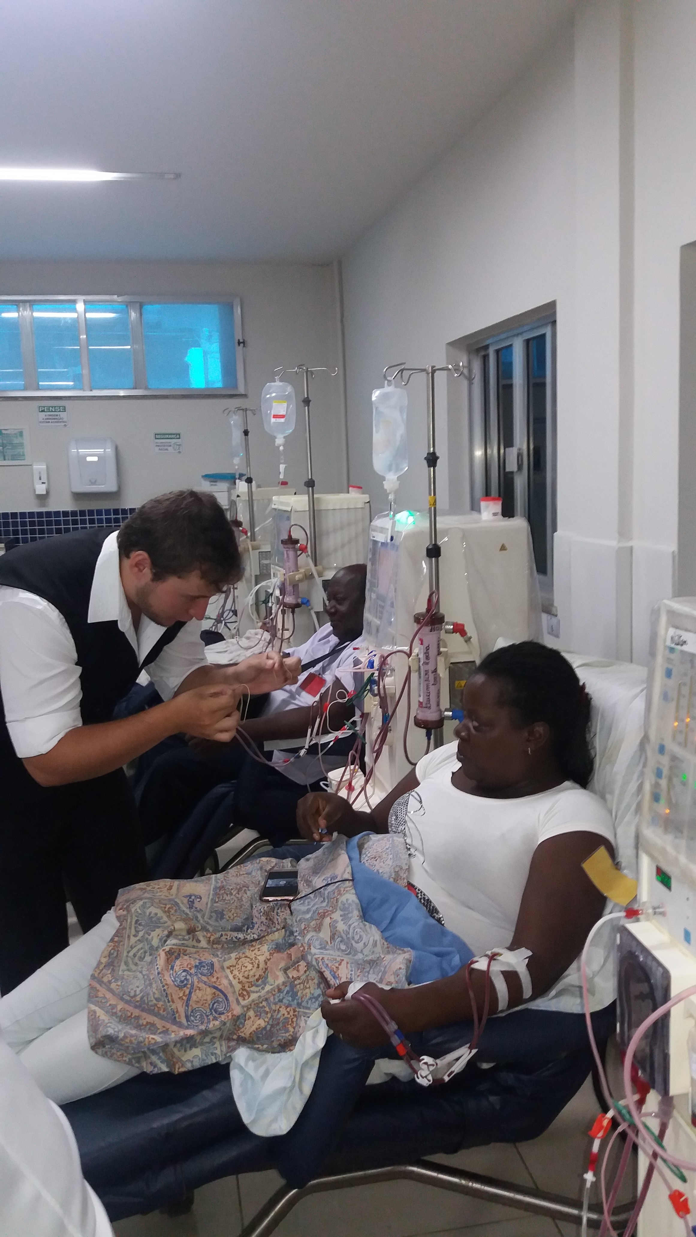 Apresentação do mágico aos pacientes