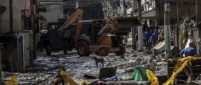 Estrago causado pela enchente no bairro Nova Esperança, em Barra Mansa 