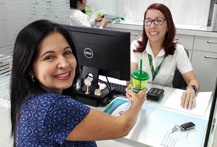 Vânia Chaves e a colaboradora Suely Boechat