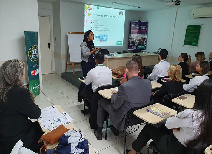 Capacitações aprimoram trabalho realizado pelos colaboradores