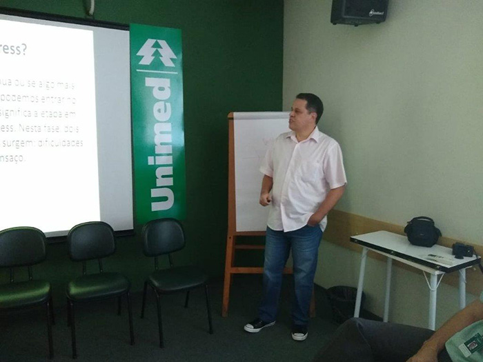 Palestra Estresse - Dr Fernando Lopes Figueiredo