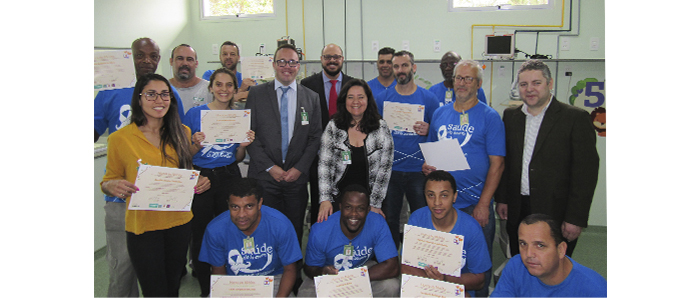  DIREÇÃO DA UNIMED PETRÓPOLIS HOMENAGEOU OS COLABORADORES QUE TRABALHOU DURANTE TODA REFORMA DA UTI NEONATAL
