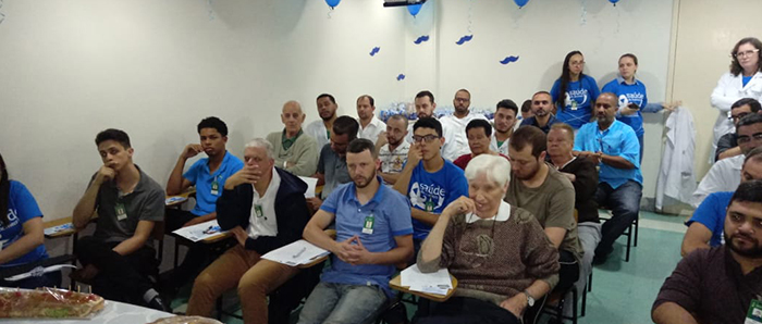 COLABORADORES APRENDERAM A IDENTIFICAR OS PRINCIPAIS SINTOMAS DO CÂNCER DE PROSTATA