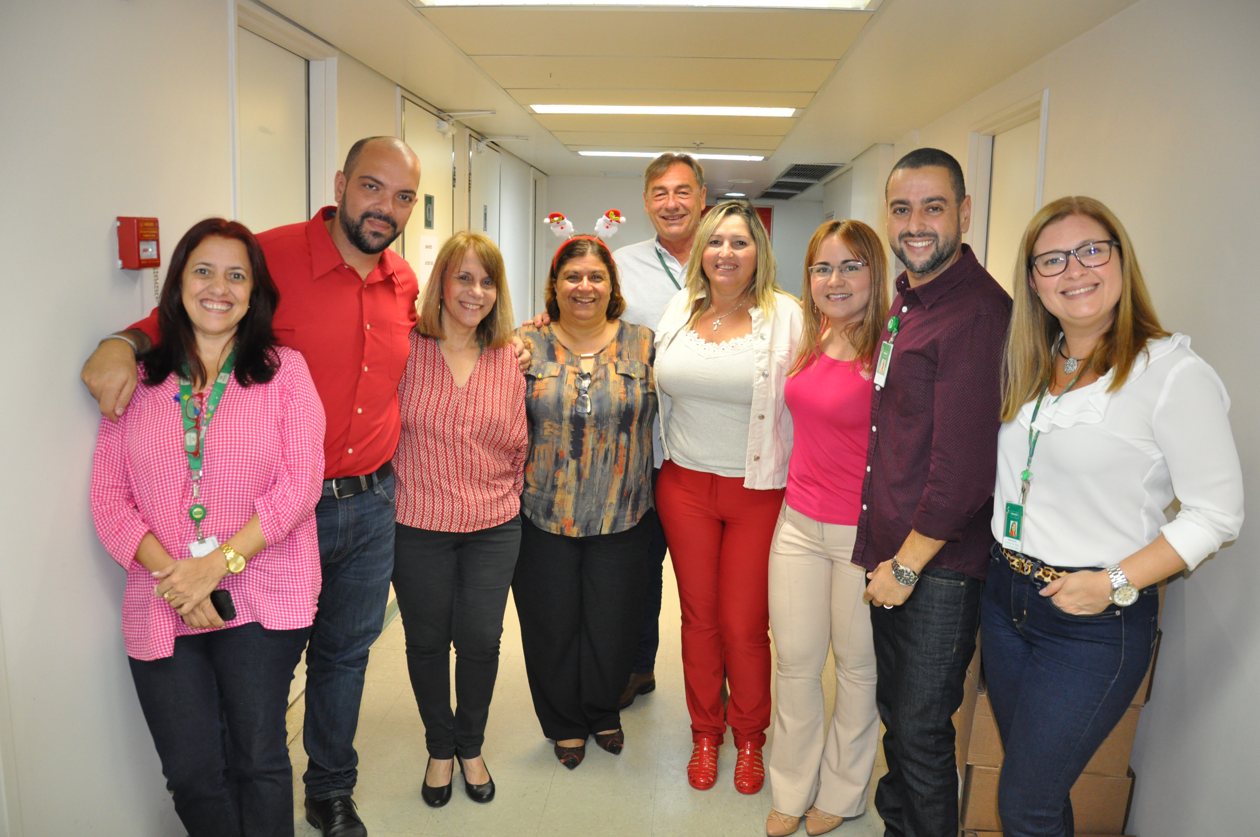 Gerentes, coordenadores e diretoria prestigiando a bela cantata