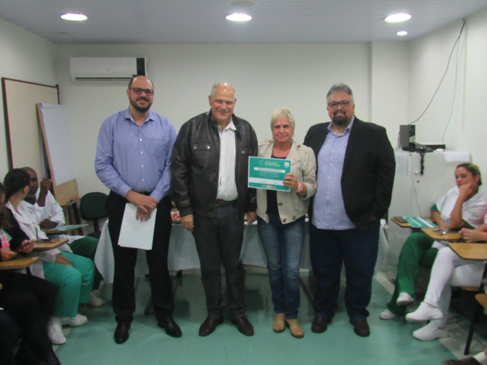  Hospital Unimed Petrópolis comemora 30 anos homenageamos colaboradores 