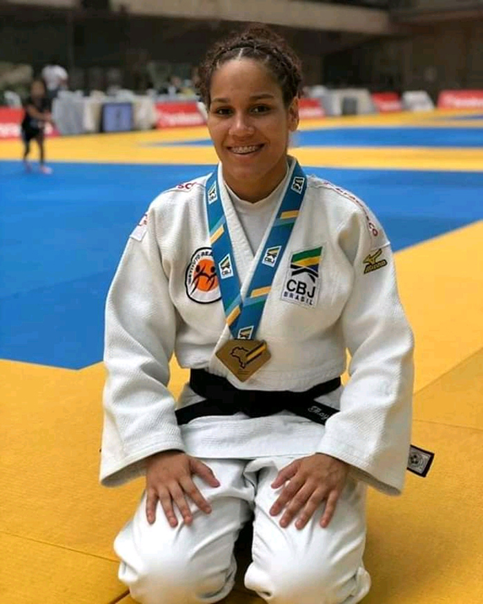 Thayane orgulhosa com mais uma importante vitória na carreira