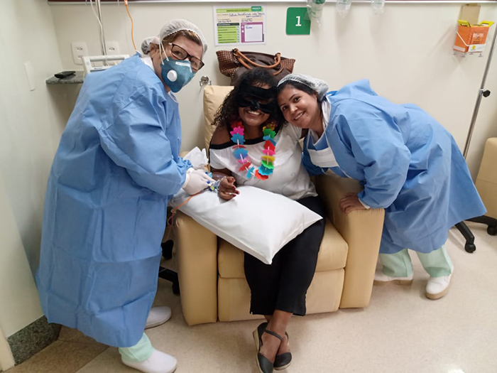  Carnaval Onco 4 – A equipe do Serviço de Oncologia da Unimed Petrópolis 