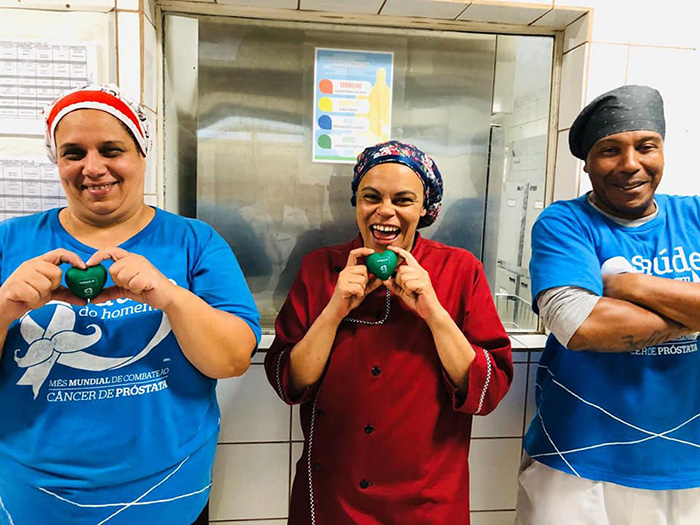 Equipe de cozinheiros do Hospital Unimed Petrópolis receberam uma justa homenagem.